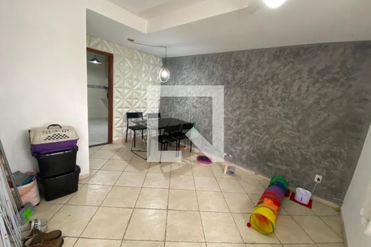 Casa à venda com 2 quartos, 60m² em Taquara, Rio de Janeiro