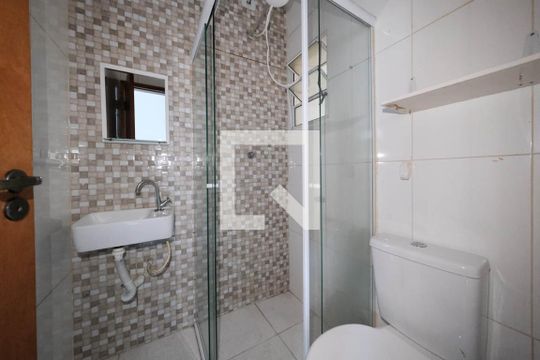 Banheiro de apartamento à venda com 1 quarto, 32m² em Jardim Maringa, São Paulo