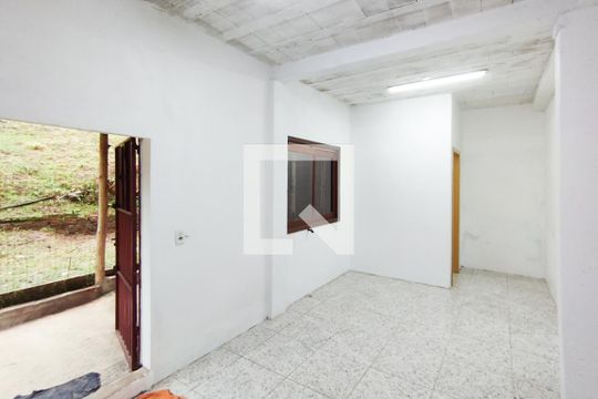 Edícula -Sala 2 de casa para alugar com 2 quartos, 78m² em Rondônia, Novo Hamburgo