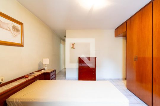 Suíte 1 de casa à venda com 2 quartos, 80m² em Jardim Oriental, São Paulo