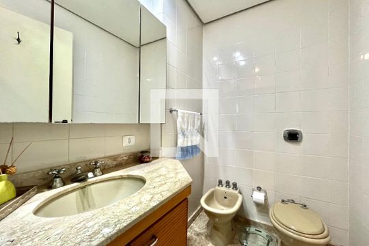 Banheiro Corredor de apartamento à venda com 4 quartos, 171m² em Vila Mascote, São Paulo