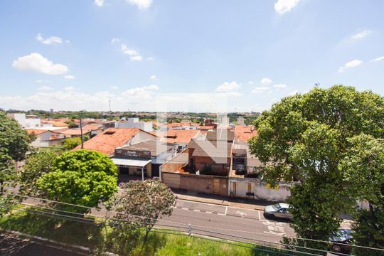 Vista da Varanda da Suite de apartamento para alugar com 2 quartos, 54m² em Nova Uberlândia, Uberlândia