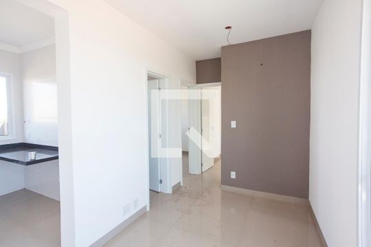 Apartamento para alugar com 2 quartos, 54m² em Nova Uberlândia, Uberlândia