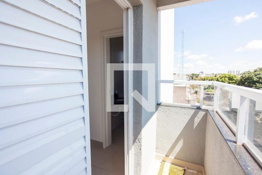 Varanda da Suite de apartamento para alugar com 2 quartos, 54m² em Nova Uberlândia, Uberlândia
