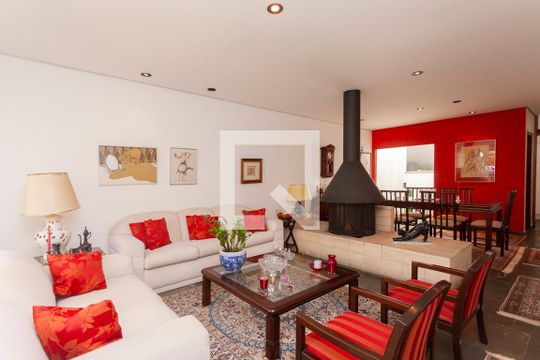 Casa de Condomínio à venda com 4 quartos, 250m² em Jardim Itapeva, São Paulo