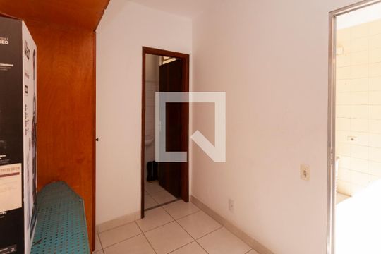 Quarto de Serviço de casa de condomínio à venda com 4 quartos, 250m² em Jardim Itapeva, São Paulo