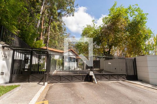 Fachada do Condomínio de casa de condomínio à venda com 4 quartos, 250m² em Jardim Itapeva, São Paulo
