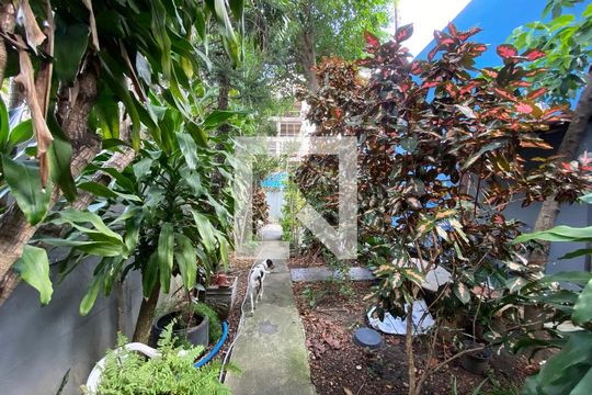 Quintal de casa à venda com 3 quartos, 190m² em Piedade, Rio de Janeiro