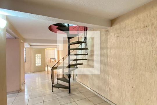 Área Externa de casa à venda com 5 quartos, 340m² em Vila Galvão, Guarulhos
