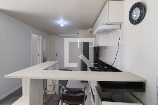 Cozinha e Área de Serviço de apartamento à venda com 2 quartos, 53m² em Olaria, Canoas