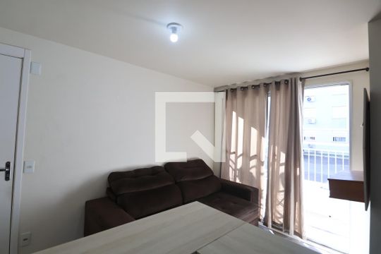 Sala de apartamento à venda com 2 quartos, 53m² em Olaria, Canoas