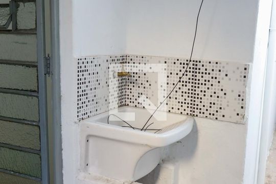 Área de Serviço de casa à venda com 1 quarto, 50m² em Bussocaba, Osasco