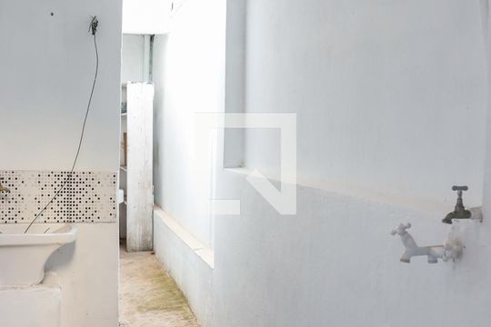 Área de Serviço de casa à venda com 1 quarto, 50m² em Bussocaba, Osasco