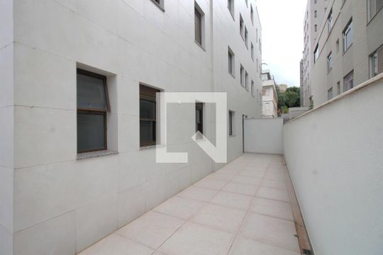 Varanda de apartamento à venda com 2 quartos, 121m² em Cruzeiro, Belo Horizonte