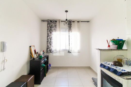 Apartamento à venda com 2 quartos, 32m² em Vila Nova Curuca, São Paulo