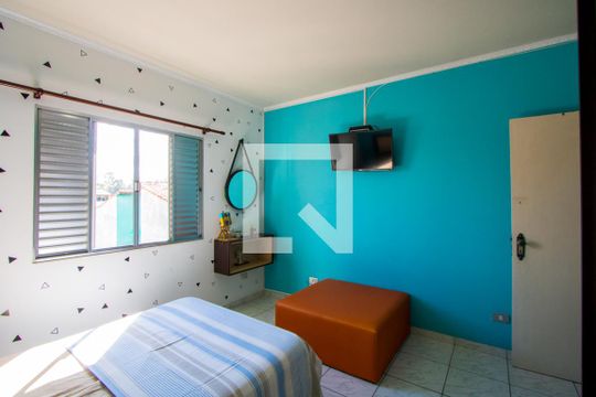 Quarto 2 de casa à venda com 3 quartos, 167m² em Parque Gerassi, Santo André