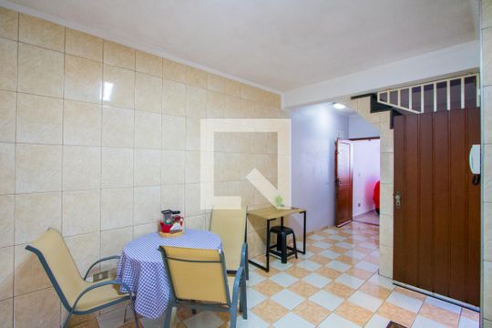 Cozinha de casa à venda com 3 quartos, 167m² em Parque Gerassi, Santo André