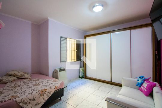 Quarto 1 de casa à venda com 3 quartos, 167m² em Parque Gerassi, Santo André