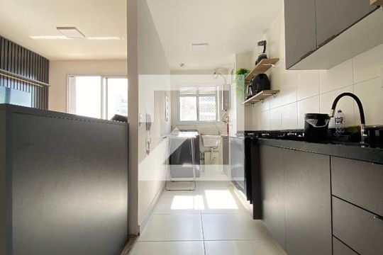 Cozinha de apartamento à venda com 2 quartos, 58m² em Picanço, Guarulhos