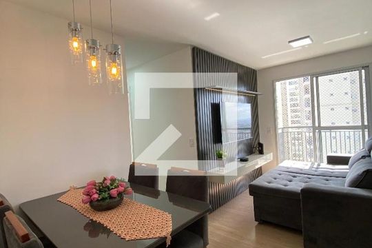Sala de apartamento à venda com 2 quartos, 58m² em Picanço, Guarulhos