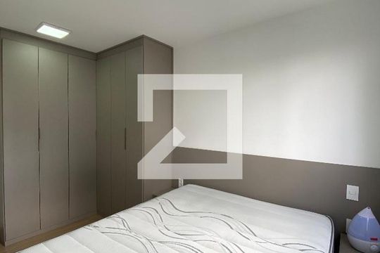 Quarto 1 de apartamento à venda com 2 quartos, 58m² em Picanço, Guarulhos