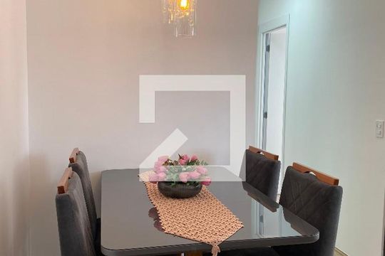 Sala de apartamento à venda com 2 quartos, 58m² em Picanço, Guarulhos