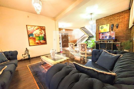 Sala de casa à venda com 4 quartos, 403m² em Cidade Nova, Belo Horizonte