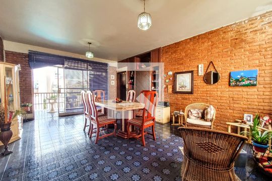 Sala de casa à venda com 4 quartos, 403m² em Cidade Nova, Belo Horizonte