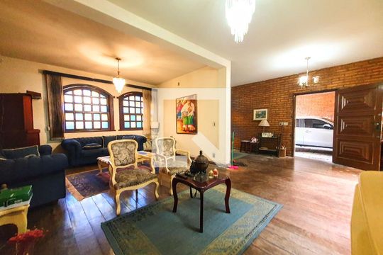 Sala de casa à venda com 4 quartos, 403m² em Cidade Nova, Belo Horizonte
