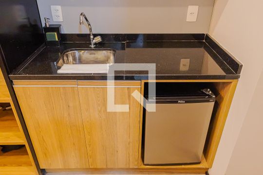 Studio de kitnet/studio para alugar com 1 quarto, 30m² em Vila Madalena, São Paulo
