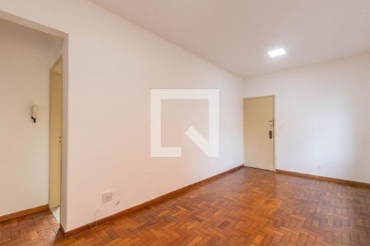 Sala de apartamento para alugar com 3 quartos, 82m² em Santa Lúcia, Belo Horizonte