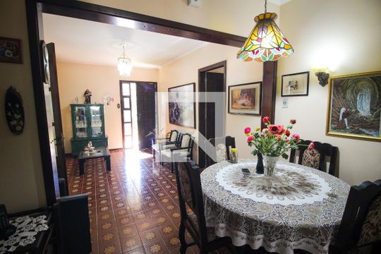 Sala de casa à venda com 4 quartos, 220m² em Santa Tereza, Porto Alegre