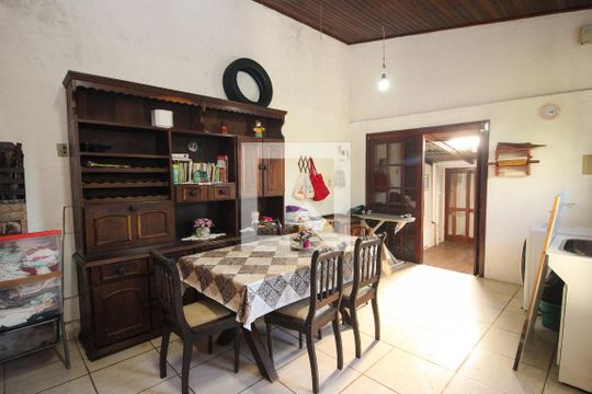 Varanda de casa à venda com 4 quartos, 220m² em Santa Tereza, Porto Alegre