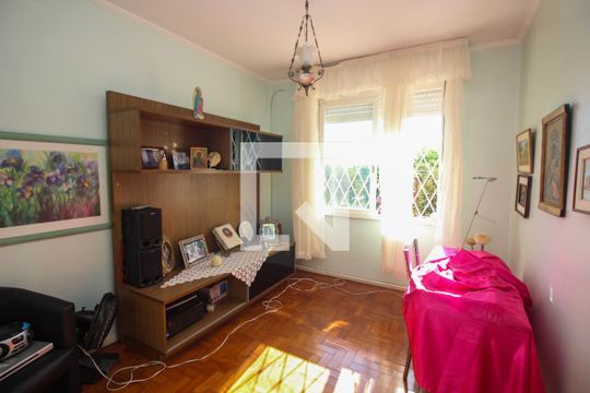 Quarto 2 de casa à venda com 4 quartos, 220m² em Santa Tereza, Porto Alegre
