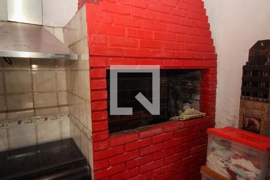Churrasqueira de casa à venda com 4 quartos, 220m² em Santa Tereza, Porto Alegre