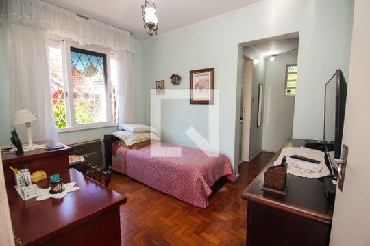  Suíte de casa à venda com 4 quartos, 220m² em Santa Tereza, Porto Alegre