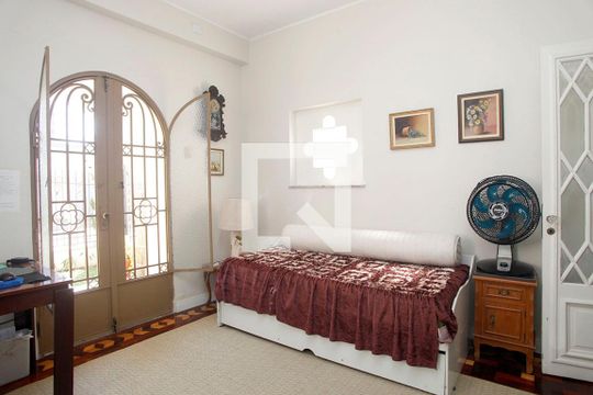 Sala 1 de casa à venda com 5 quartos, 300m² em Cidade Baixa, Porto Alegre