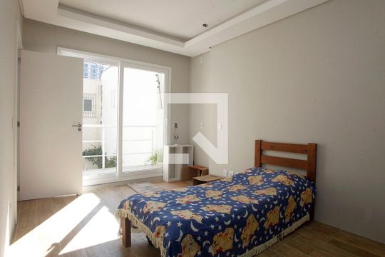 Quarto 1 Suíte de casa à venda com 5 quartos, 300m² em Cidade Baixa, Porto Alegre