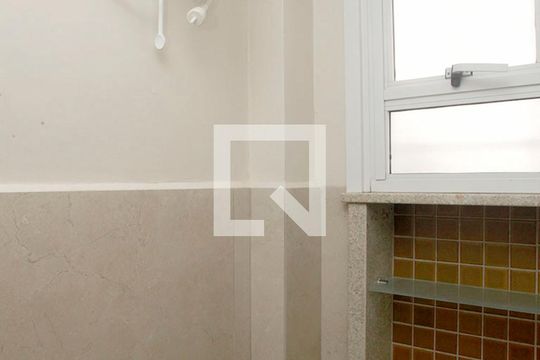 Banheiro Quarto 2 Suíte de casa à venda com 5 quartos, 300m² em Cidade Baixa, Porto Alegre