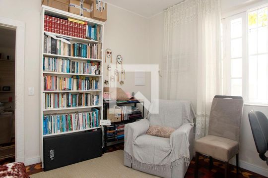 Sala 1 de casa à venda com 5 quartos, 300m² em Cidade Baixa, Porto Alegre