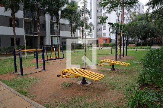 Área comum de apartamento para alugar com 3 quartos, 59m² em Usina Piratininga, São Paulo