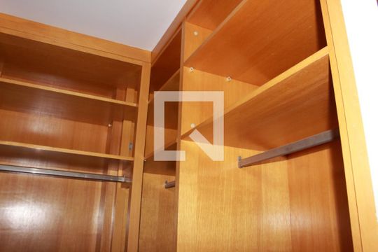Closet Suíte de apartamento à venda com 3 quartos, 143m² em Santana, São Paulo