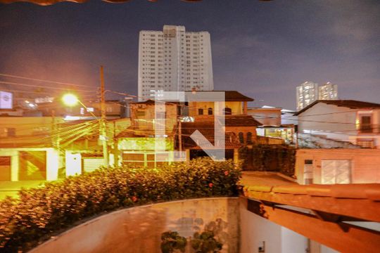 Vista Sacada da  Suíte de casa para alugar com 4 quartos, 270m² em Parque Santana, Mogi das Cruzes