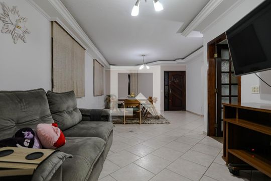 Casa para alugar com 4 quartos, 270m² em Parque Santana, Mogi das Cruzes