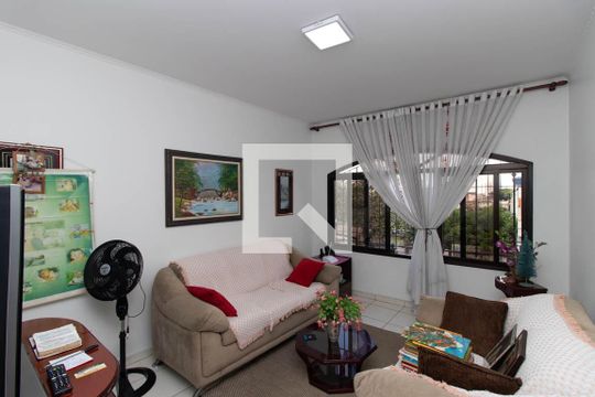 Casa para alugar com 3 quartos, 170m² em Vila Maria Alta, São Paulo