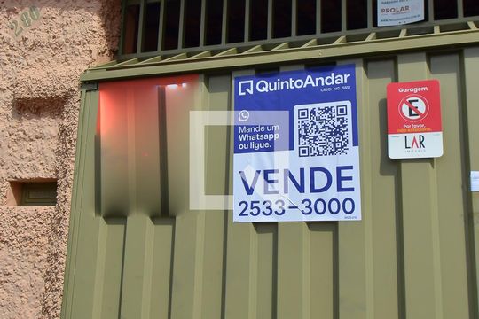 Plaquinha  de casa para alugar com 5 quartos, 400m² em Sagrada Família, Belo Horizonte