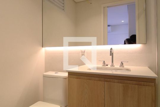 Banheiro da Suíte 1 de apartamento à venda com 2 quartos, 133m² em Itaim Bibi, São Paulo
