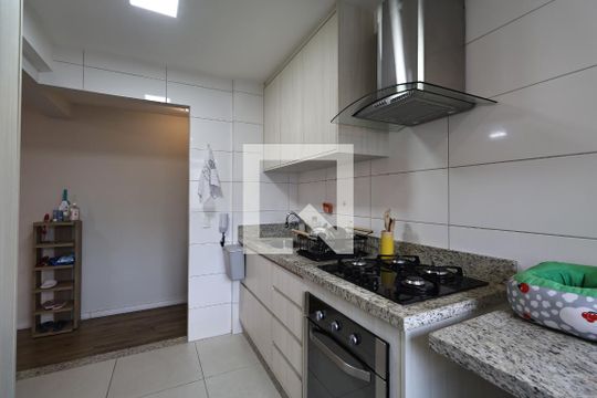 Cozinha de apartamento à venda com 2 quartos, 76m² em Centro, Santo André