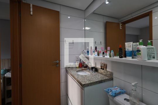 Banheiro da Suíte de apartamento à venda com 2 quartos, 76m² em Centro, Santo André