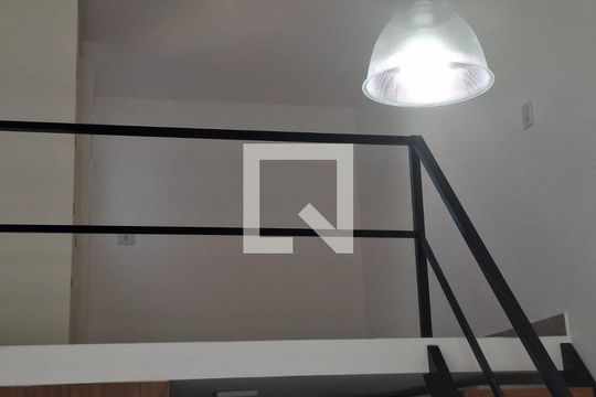 Studio de kitnet/studio para alugar com 1 quarto, 25m² em Jardim Marcato, Suzano